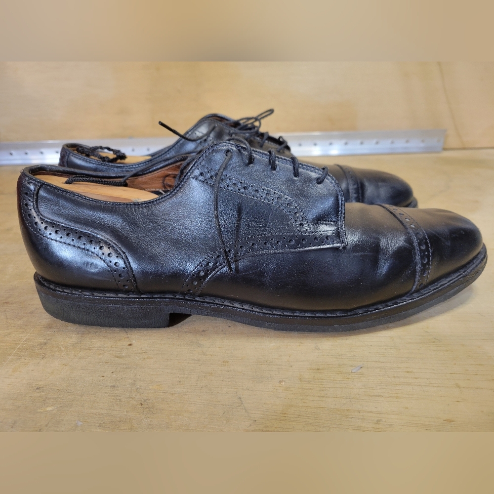 Allen Edmonds Black Leather Oxfords 11 B - Picture 2 of 10